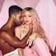Resurgen rumores de un romance entre Shakira y Lucien Laviscount, actor de “Emily in Paris” y que salió en el video de “Puntería”, en medio de la presentación de la colombiana en el Zócalo de CMDX