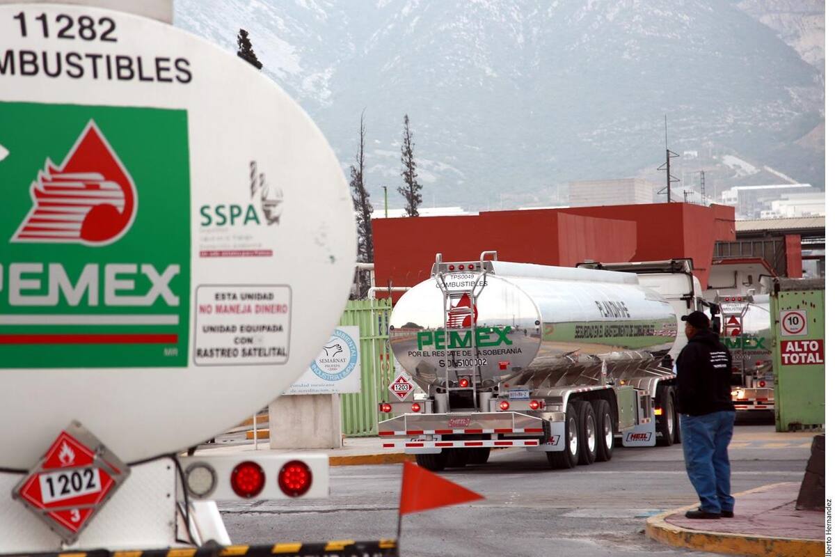 Pemex: Denuncian a director por contagios de Covid-19 en Campeche