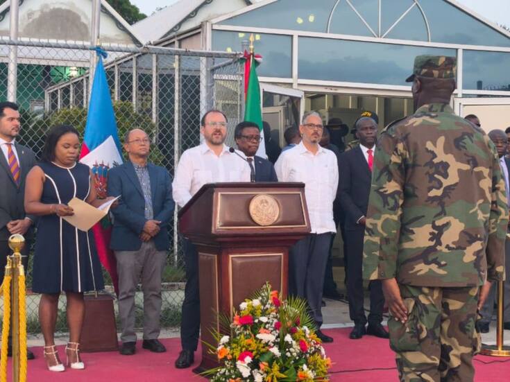 México fortalece la seguridad en Haití con capacitación militar y donación de equipos