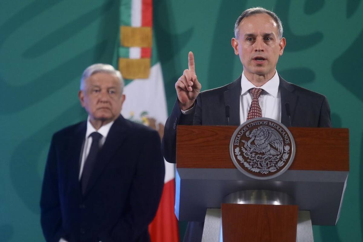 Gatell se convirtió en nuestro maestro, es un ejemplo de servidor público: AMLO