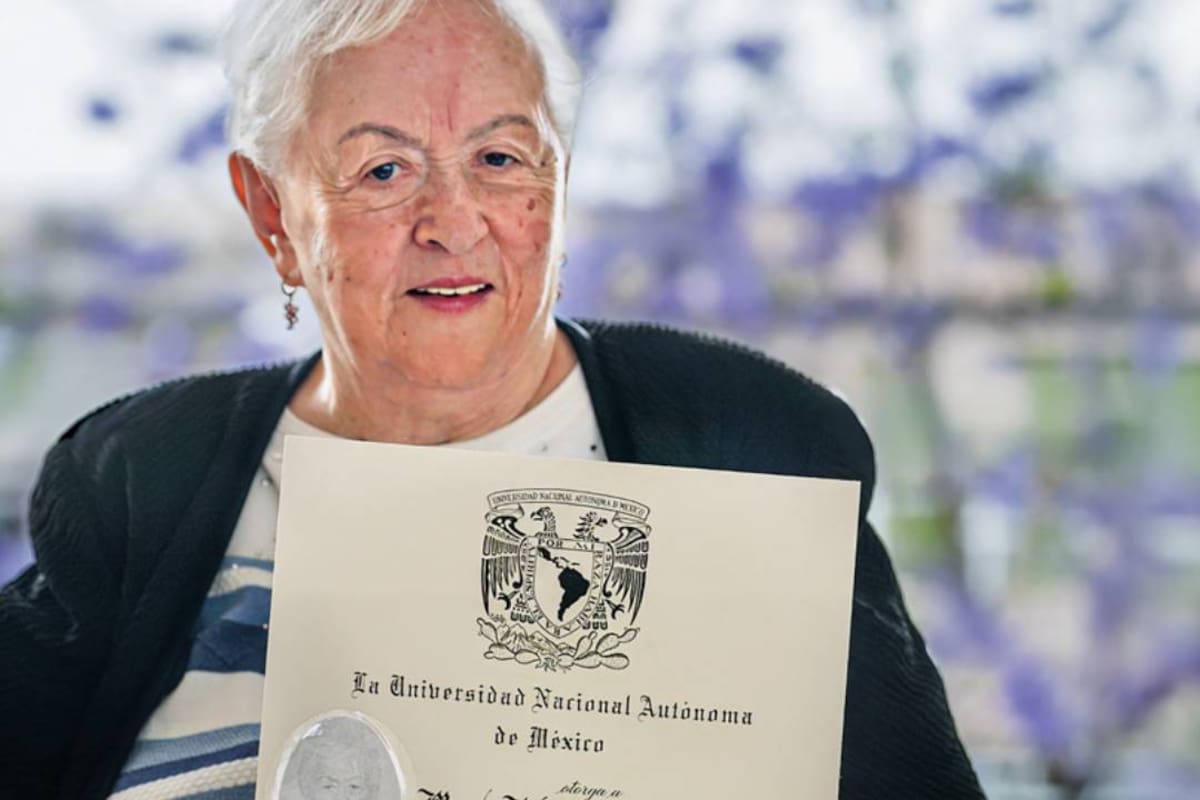 Marta Elena Guerra, a los 89 años obtuvo un un doctorado en la UNAM y se convierte en la primera mujer en obtener un estudio de este tipo a su edad; quería concluir una meta que había iniciado décadas atrás