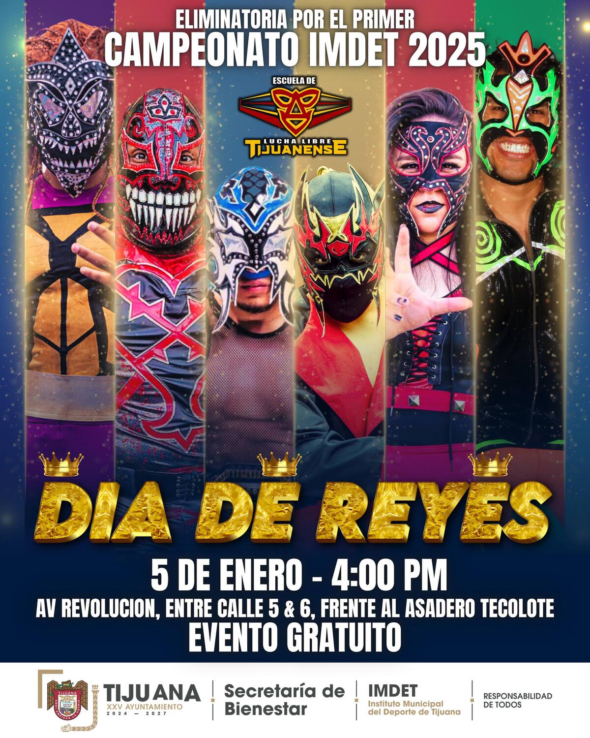 Función de lucha libre en avenida Revolución.