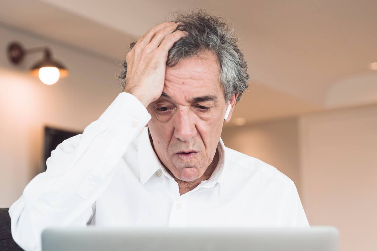 ¿Por qué la falsa publicidad puede ser perjudicial para las finanzas de las generaciones mayores en Internet?