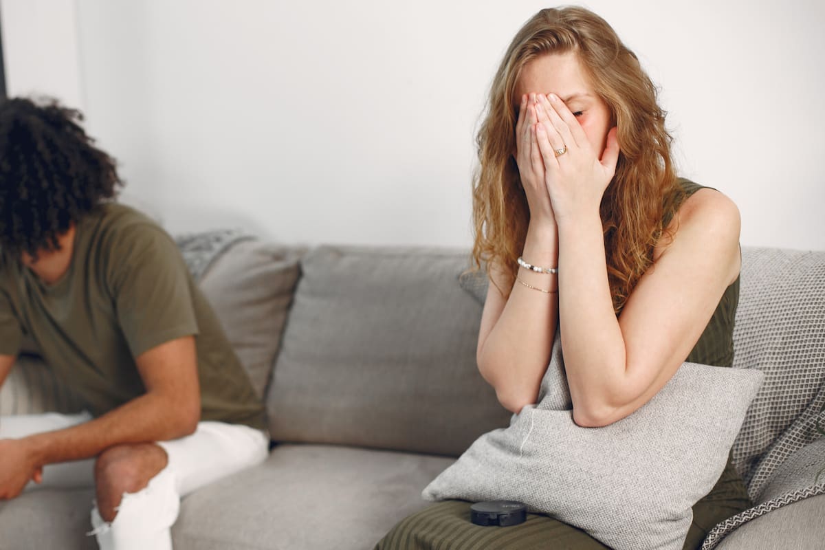 La “infidelidad financiera” arruina una sorprendente cantidad de relaciones: ¿Por qué mentir sobre el dinero es tan perjudicial?