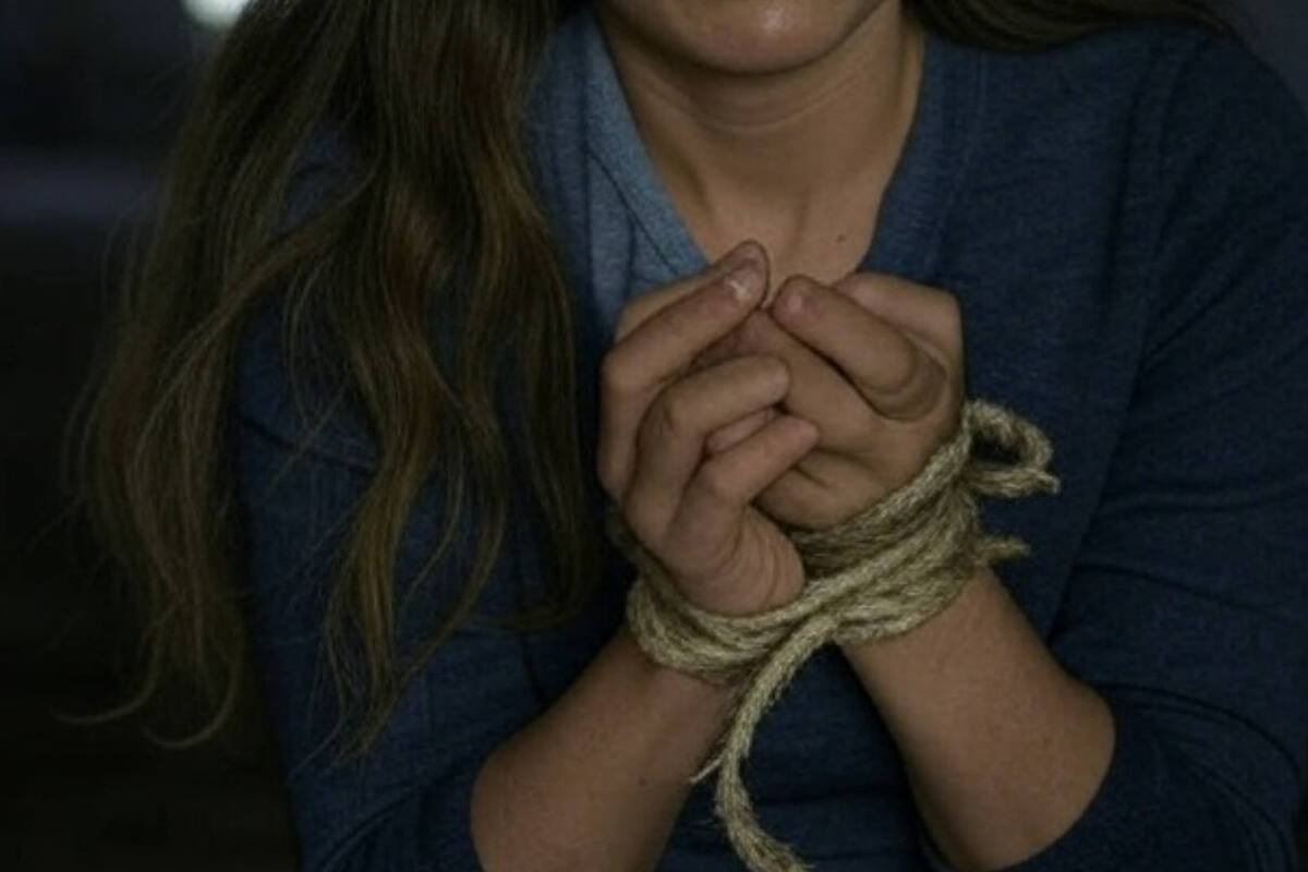 Joven viaja de Guadalajara a CDMX por una oferta de trabajo que resultó ser falsa; la retienen en contra de su voluntad, pero la Alerta Amber la salva