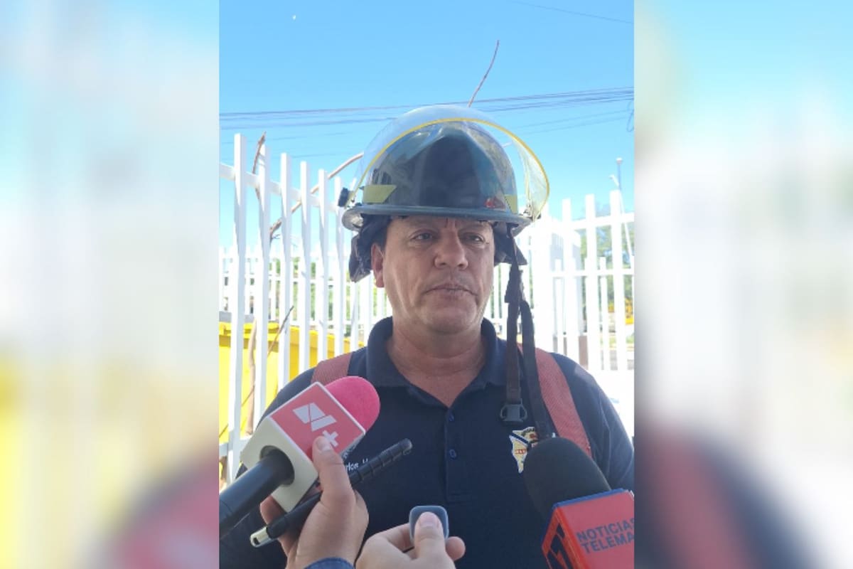 Evacúan a 60 personas de Centro de Salud en Hermosillo tras derrame de ácido muriático