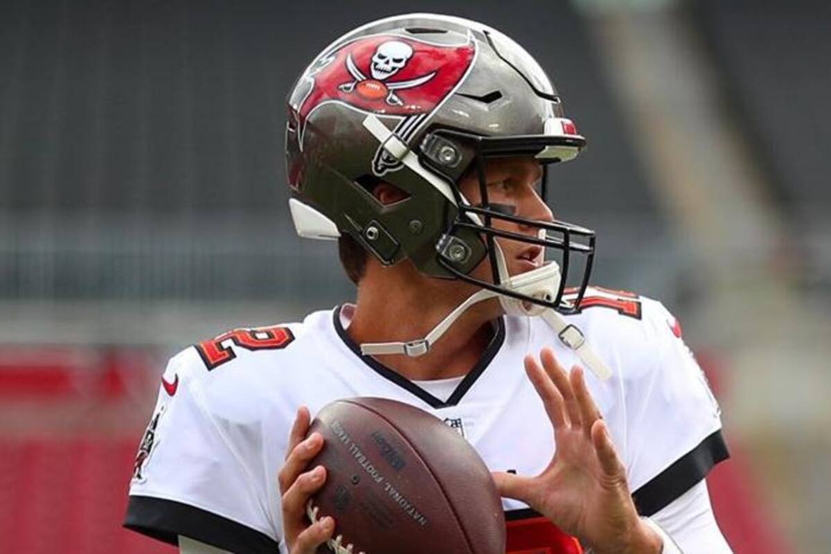 Tom Brady consigue su primera victoria con Bucaneros