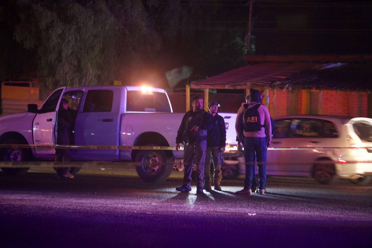 Abaten a presuntos responsables de asesinato de policía en Rosarito
