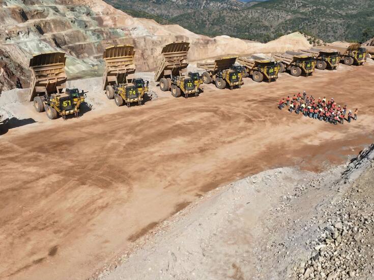 Mineros del Distrito Mulatos protestaron en Sonora por desaparición de 10 trabajadores en Sinaloa; cinco fueron localizados sin vida, según autoridades