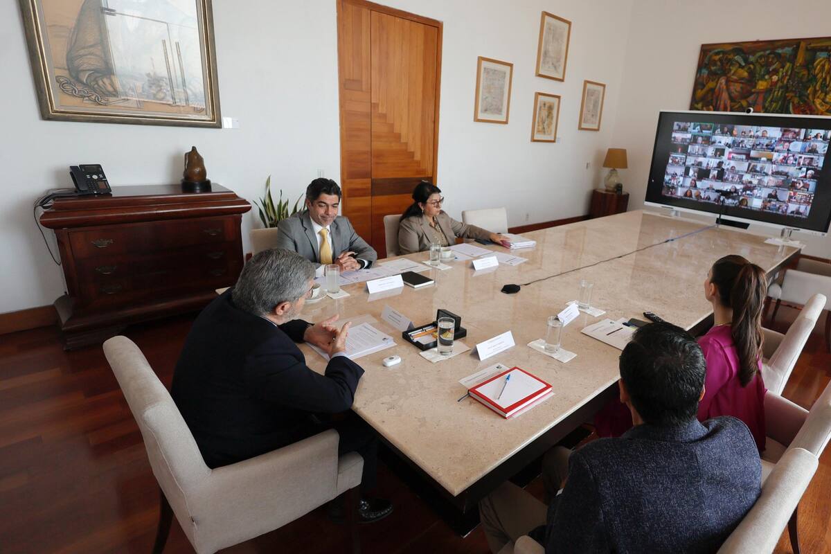 Canciller pide reforzar apoyo consular a mexicanos en EU