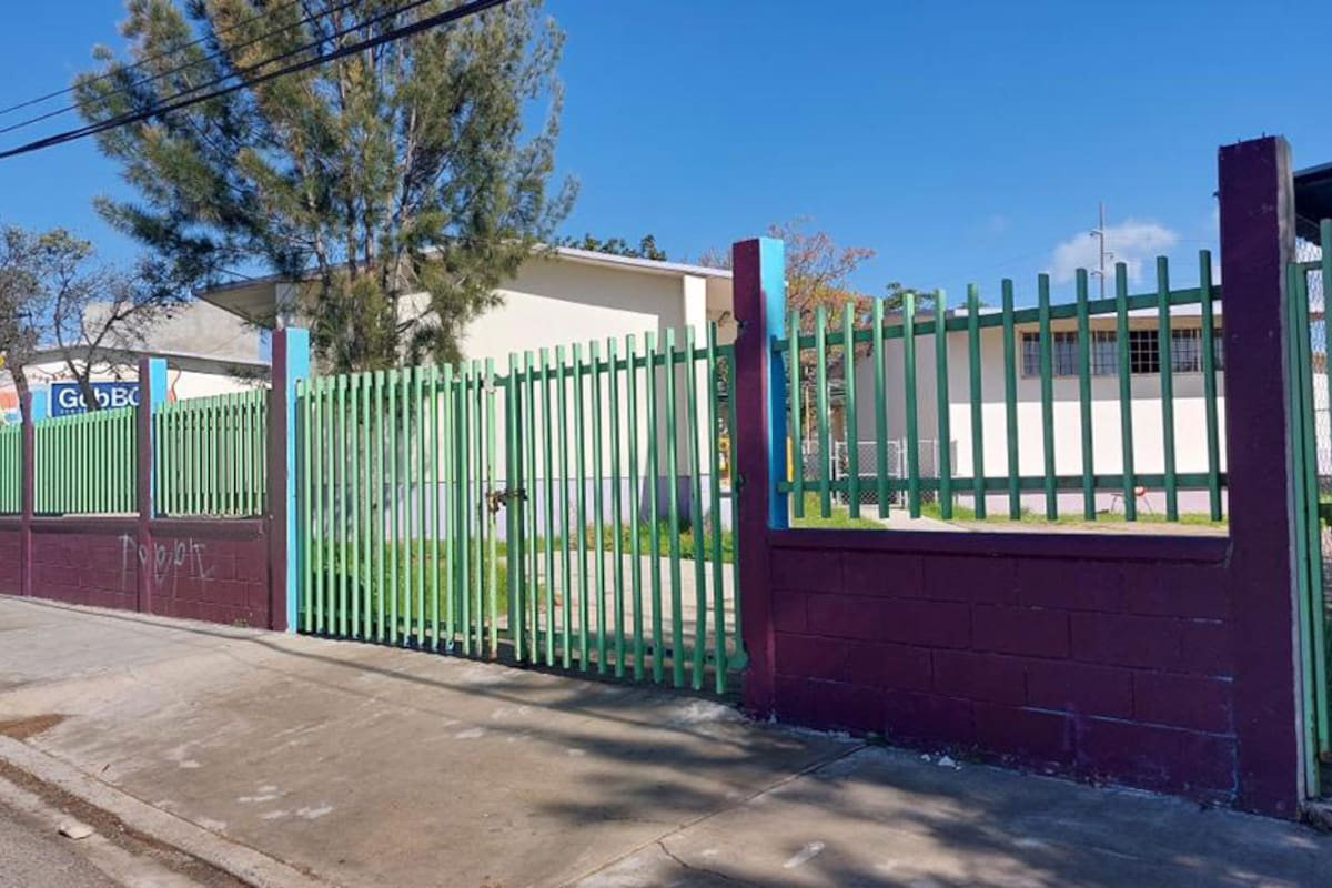 Psicólogo en Puebla señalado de abusar de una alumna de primaria; Prestaba servicios en la escuela