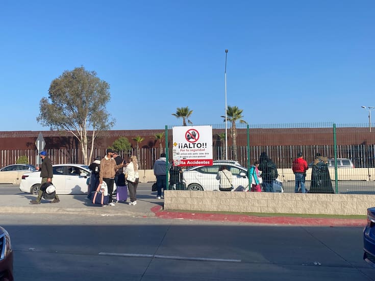 Piden más transporte público hacia Aeropuerto de Tijuana