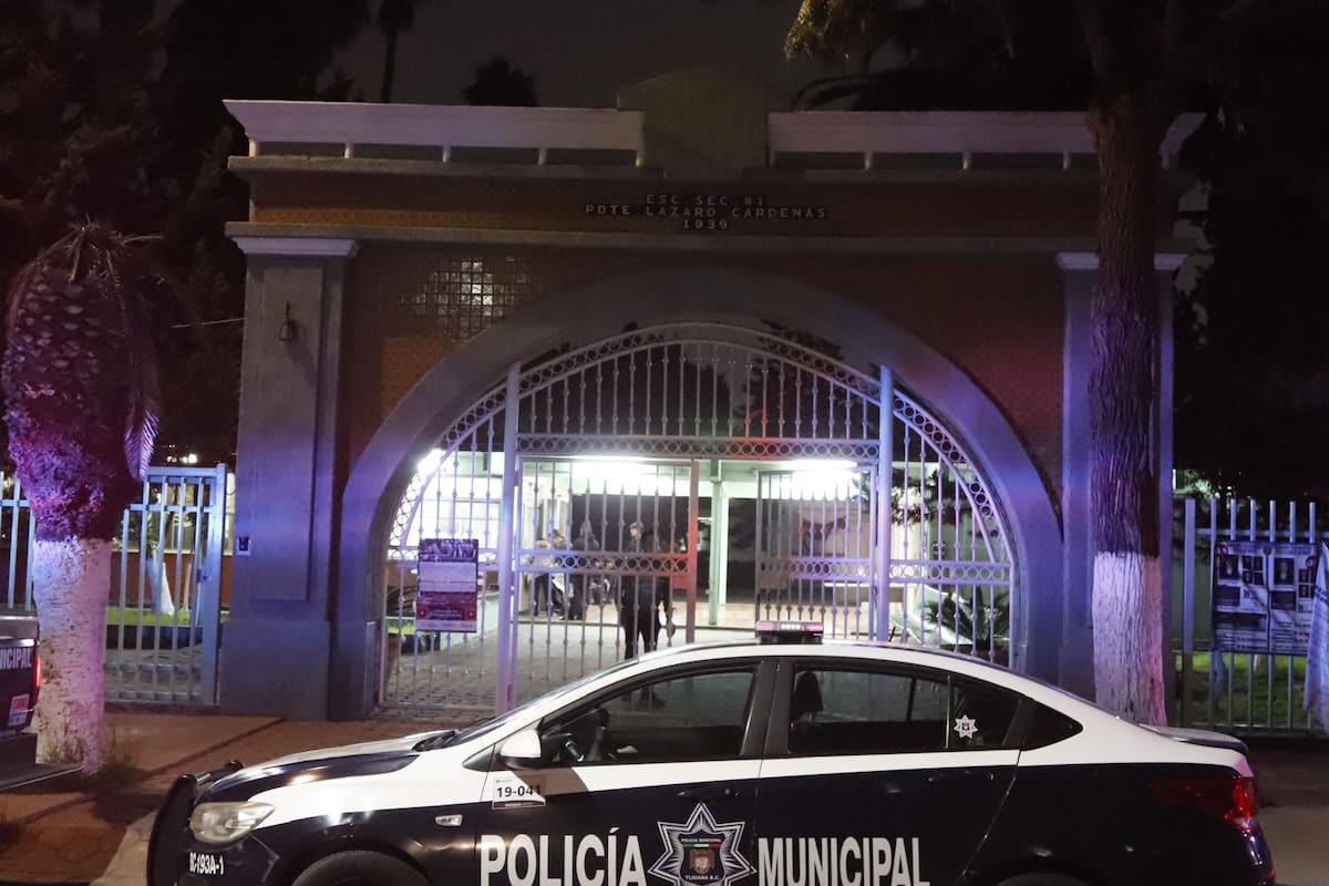 Estudiante aprovechó la falta de profesores para ingresar pistola a la Secundaria 1