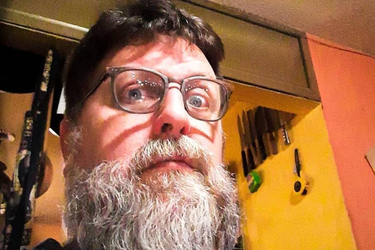 Juez de Master Chef relanza libro “Púdrete en el infierno”