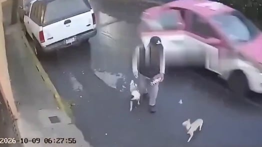 Mujer salta de taxi en movimiento tras presunto intento de asalto en Ciudad de México