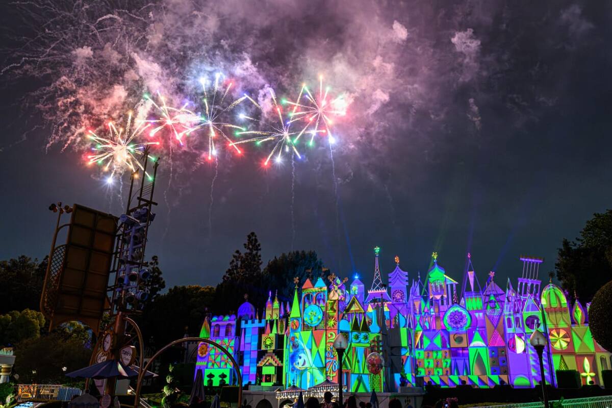 “Together Forever – A Pixar Nighttime Spectacular” regresa al Disneyland Park