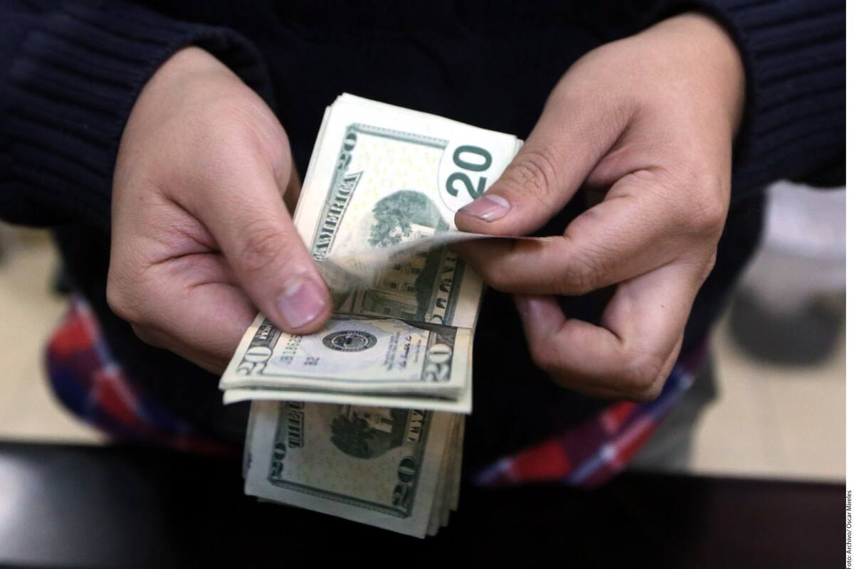 Peso gana ante el dólar tras anuncio de Trump