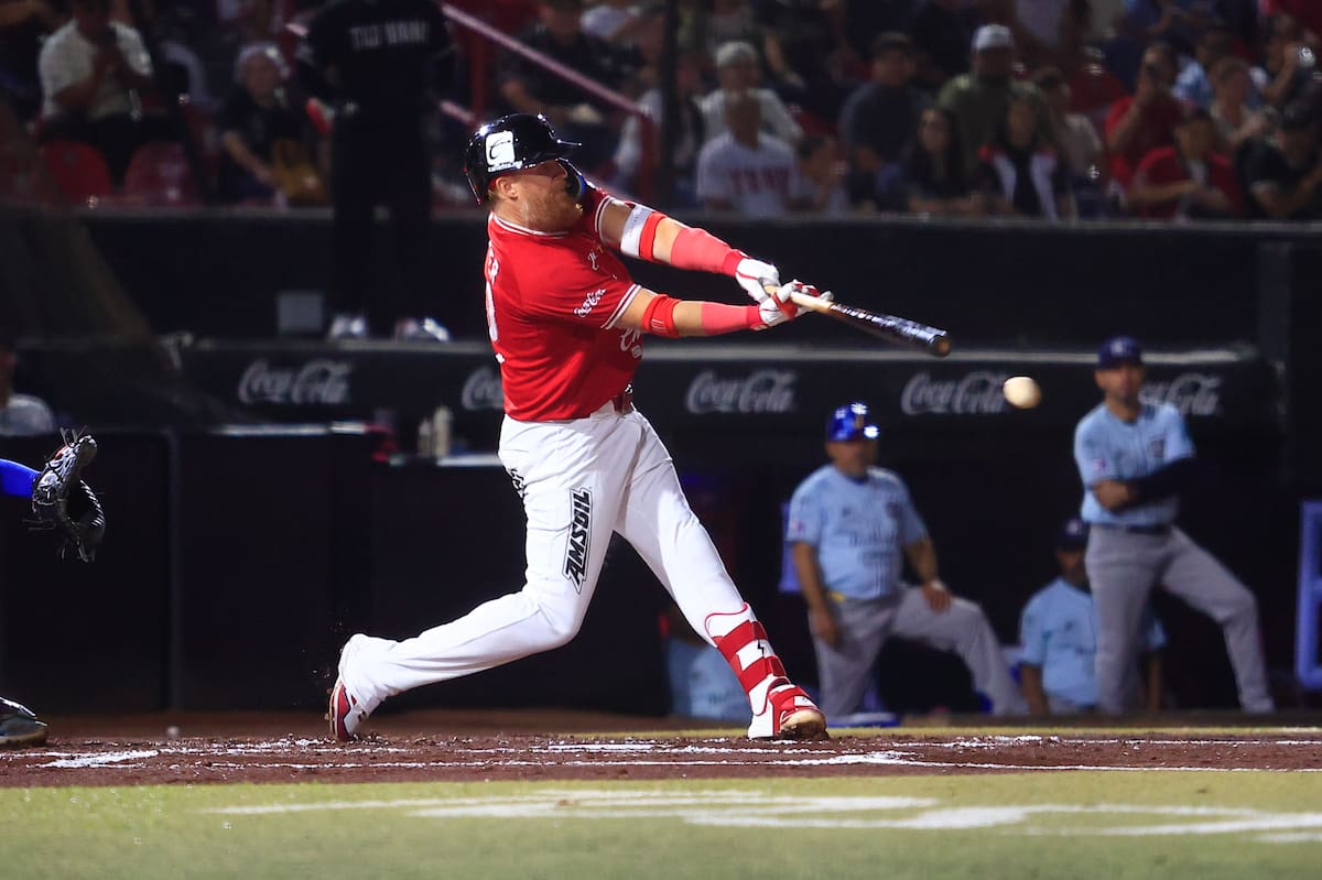 Toros de Tijuana no pudo irse 2-0 arriba en la serie ante Charros de Jalisco. Foto: Cortesía