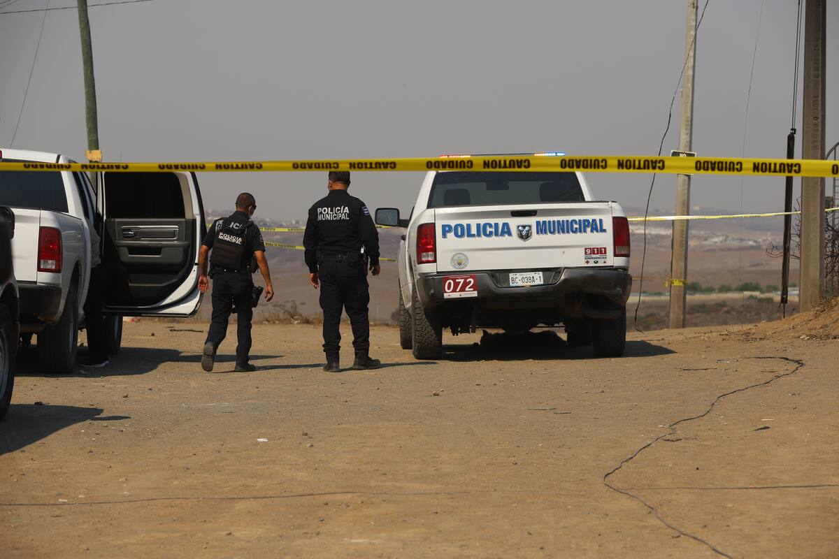 Lo golpean y secuestran en su propio sótano para robarle en Rosarito