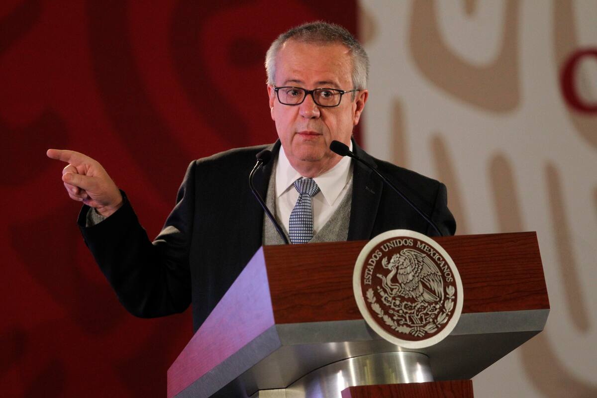 Carlos Urzúa prevé que economía de México caerá más del 6% por COVID-19