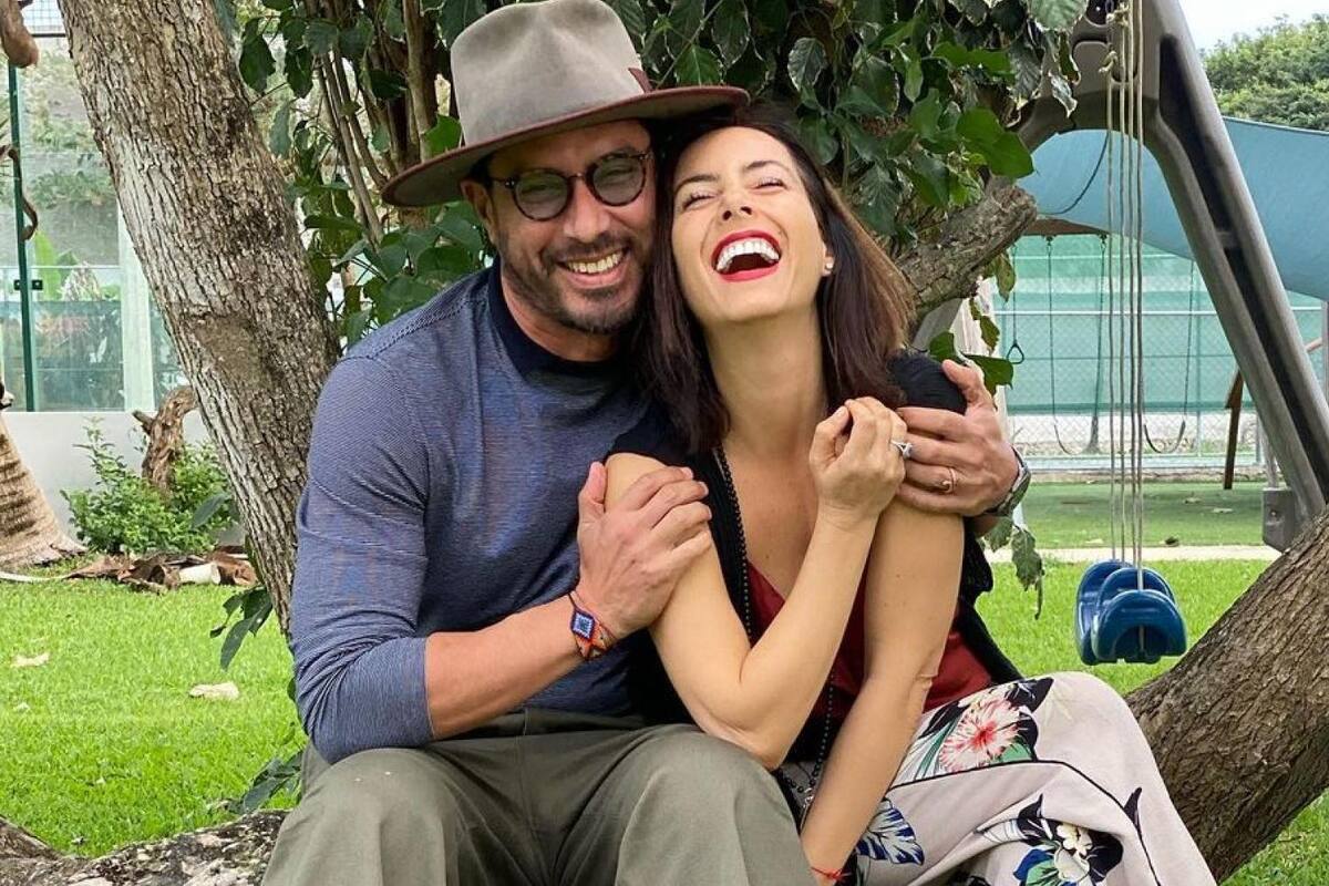 Claudia Lizaldi se compromete después de meses de novia de Raúl Paz Alonso