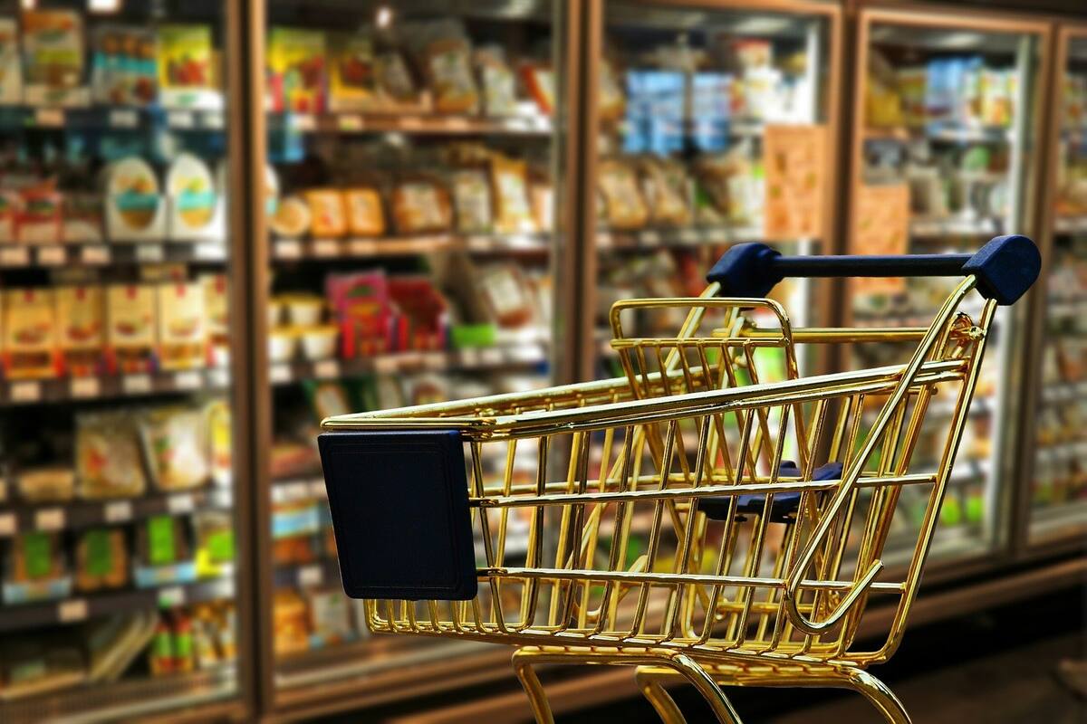 Se abarrotan tiendas de Nuevo León; supermercados estarán cerrados ante restricciones por Covid-19