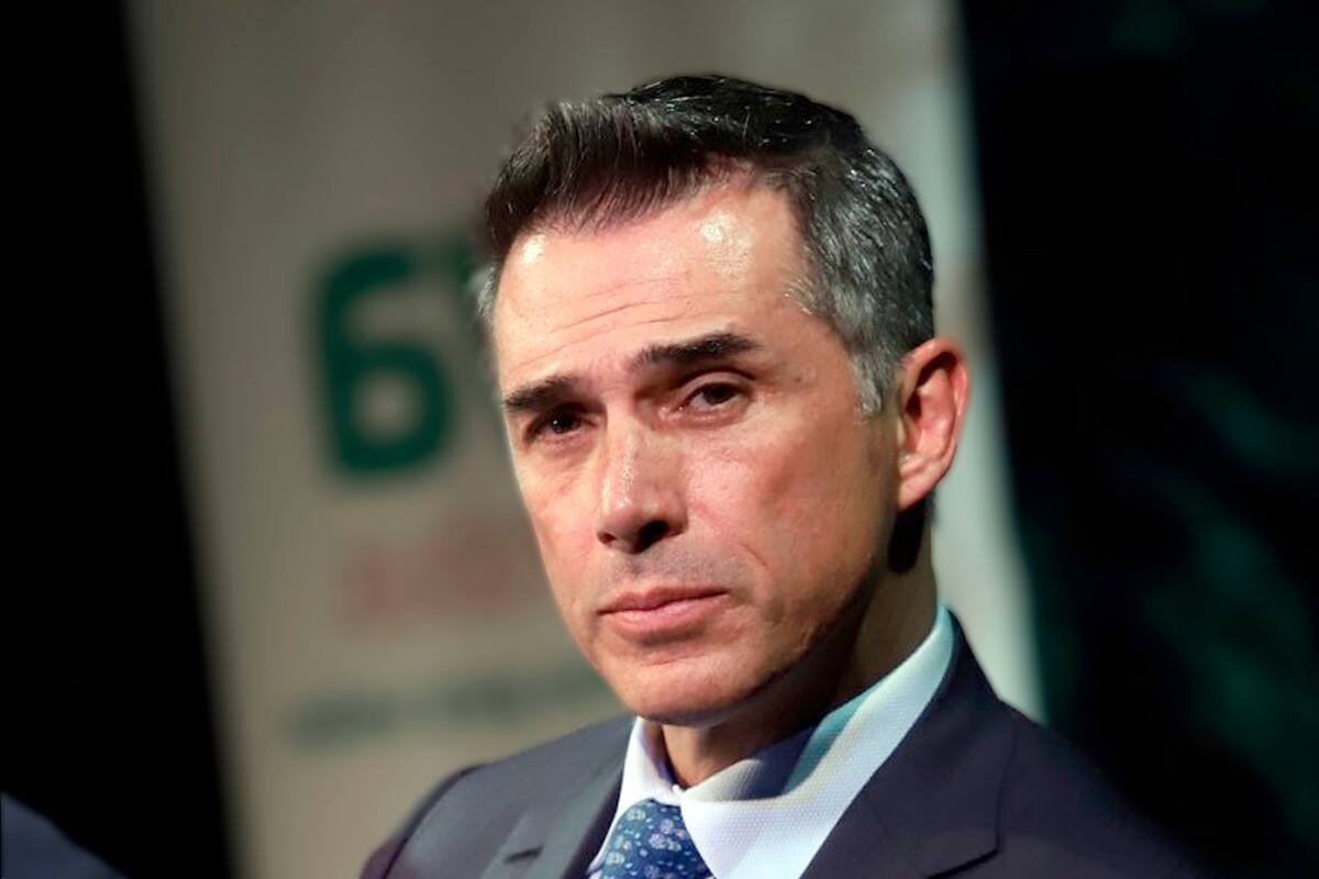 Sergio Mayer sufre grave enfermedad en los pulmones