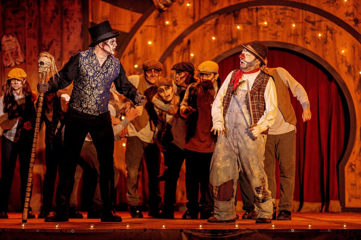 La programación de este año incluye dos nuevos laberintos escalofriantes y una experiencia nueva dedicada a la leyenda de Scary Farm, Elvira, Mistress of the Dark.