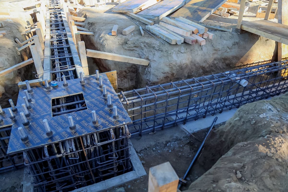 Muere trabajador de obra de trolebús en CDMX