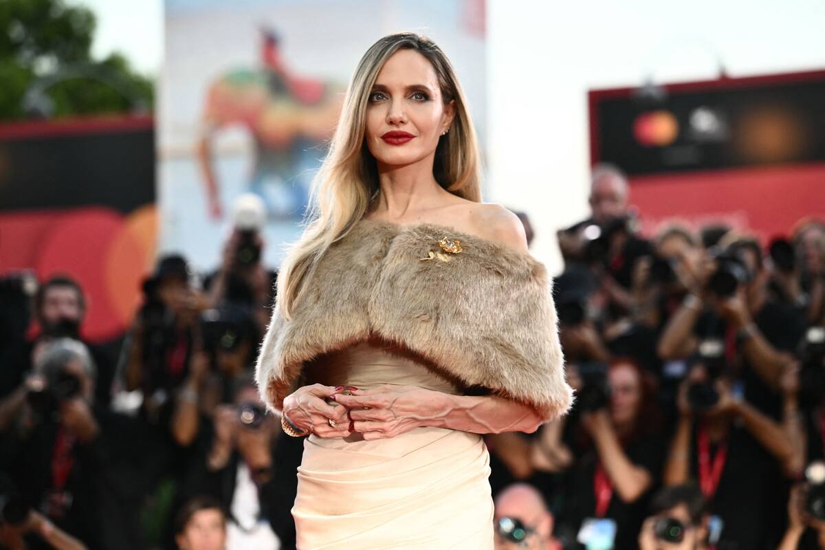 Angelina Jolie recibe ovación de 8 minutos en Venecia por 'MARIA'