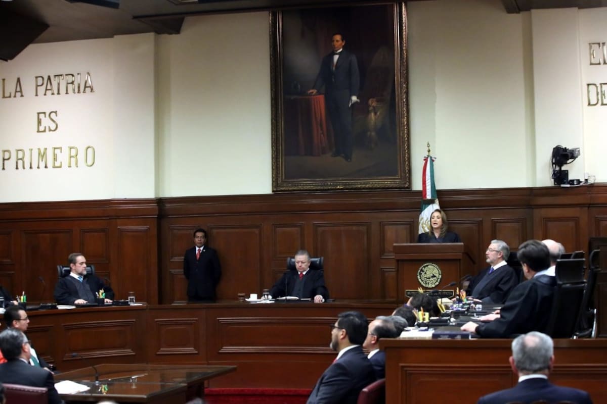 Ejecutivo solicita a SCJN rechazar controversia de Banxico por Ley de Remuneraciones