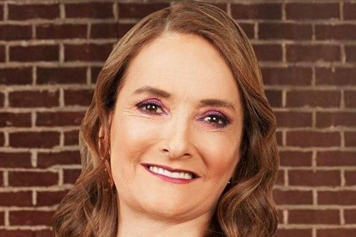 Tunden a Patricia Armendáriz por llamar "base de la pirámide" a su asistente fallecido