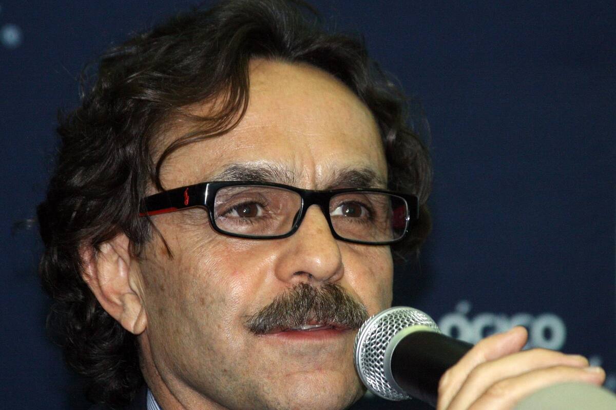Aparece Gabriel Quadri en tendedero de acoso de la Ibero; exige que "den la cara"
