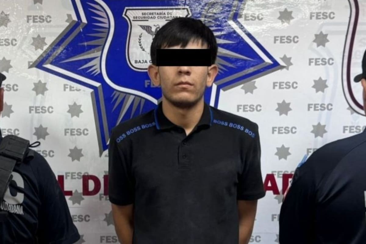 En carro robado y con droga, detienen a joven de 18 años tras persecución