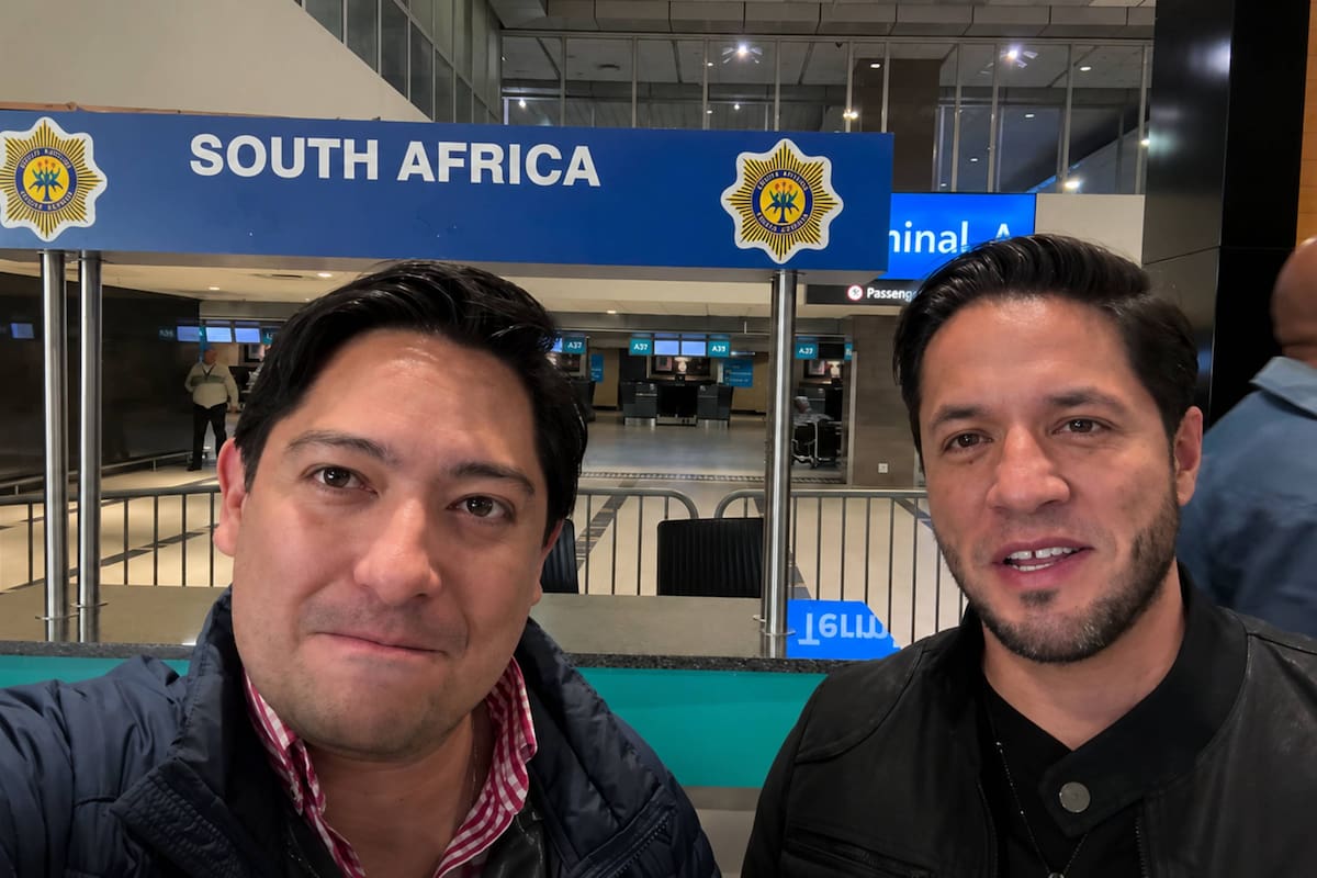Sudáfrica libera a los periodistas de TUDN Julio Ibáñez y Daniel García tras 77 días de arresto