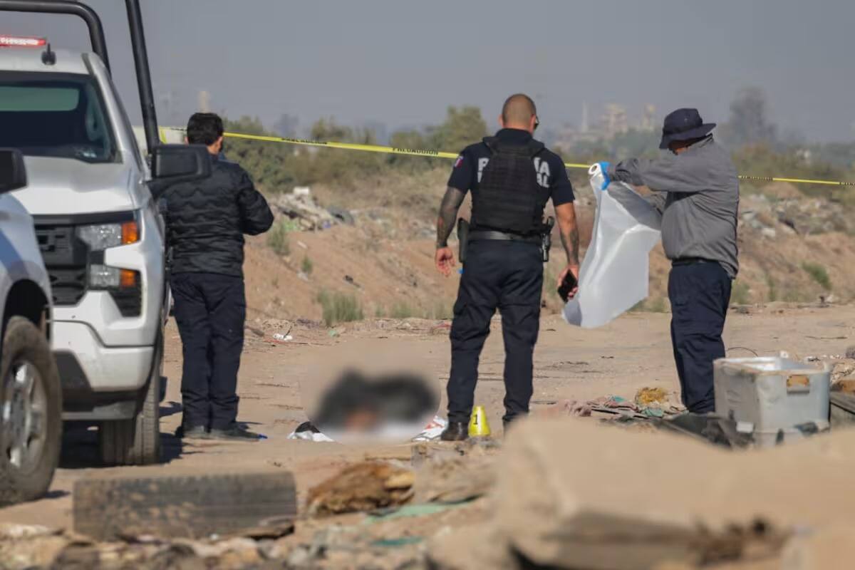 Hombre localizado dentro de una maleta tenía historial delictivo por drogas y robos