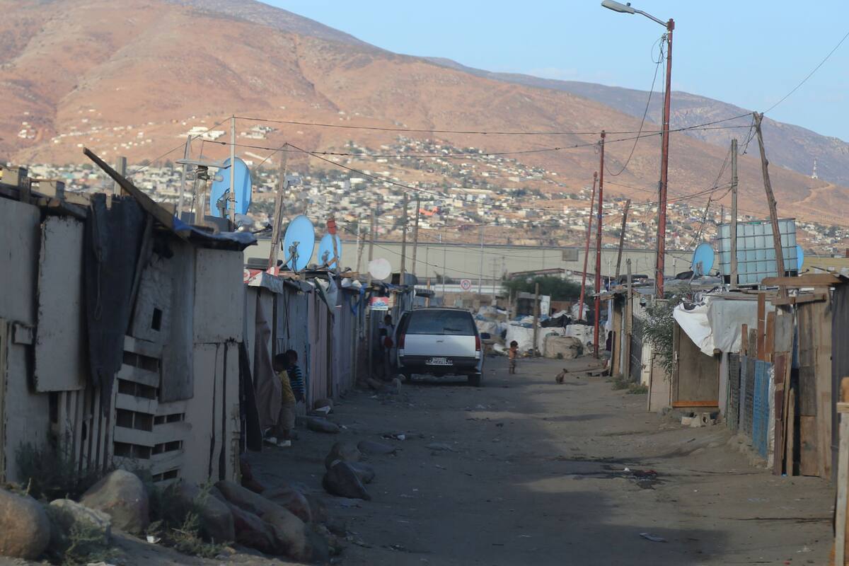 Pobreza en BC: Más del 50% de habitantes en esa condición, no logra superarla