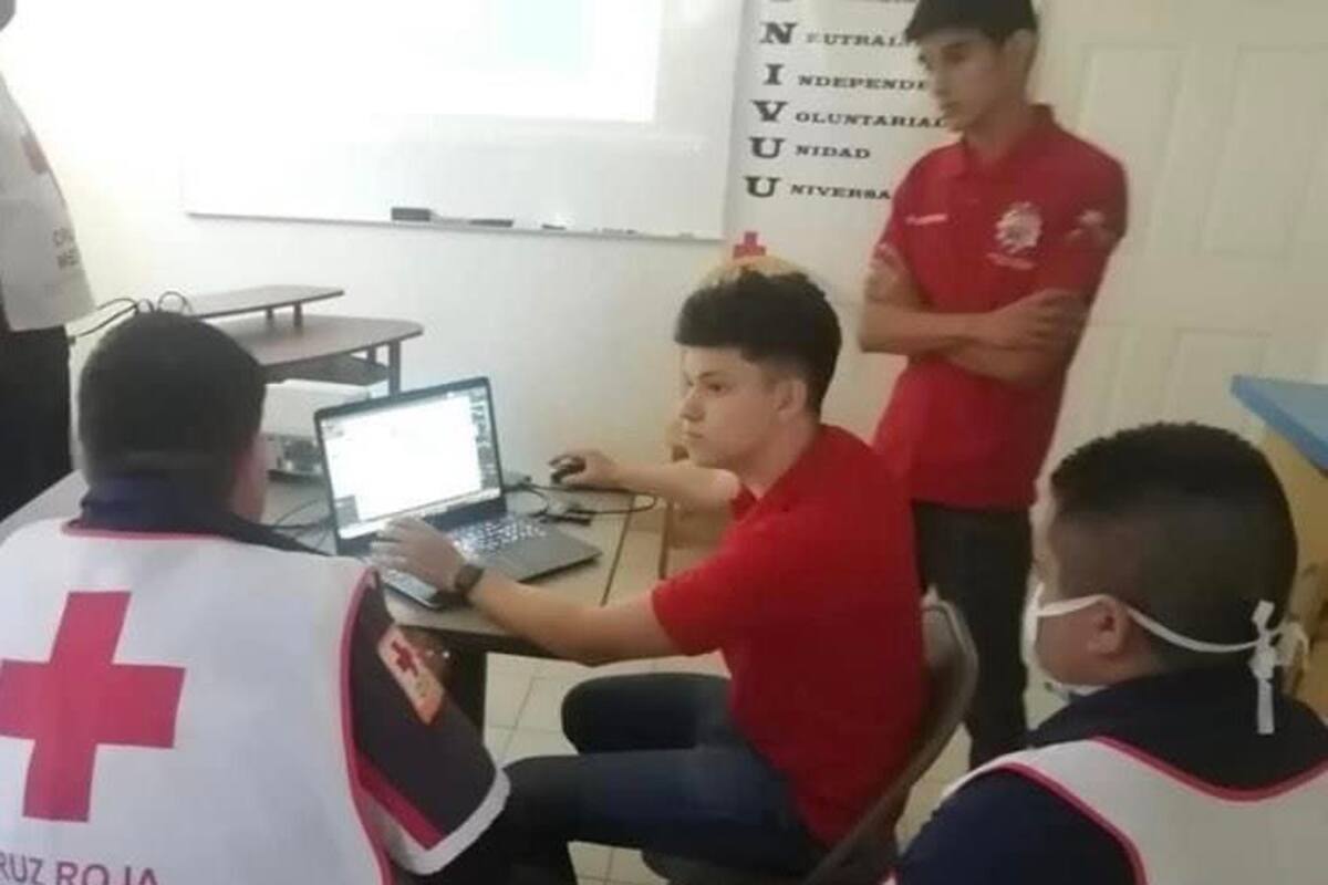 Desarrollan estudiantes sistema para Cruz Roja