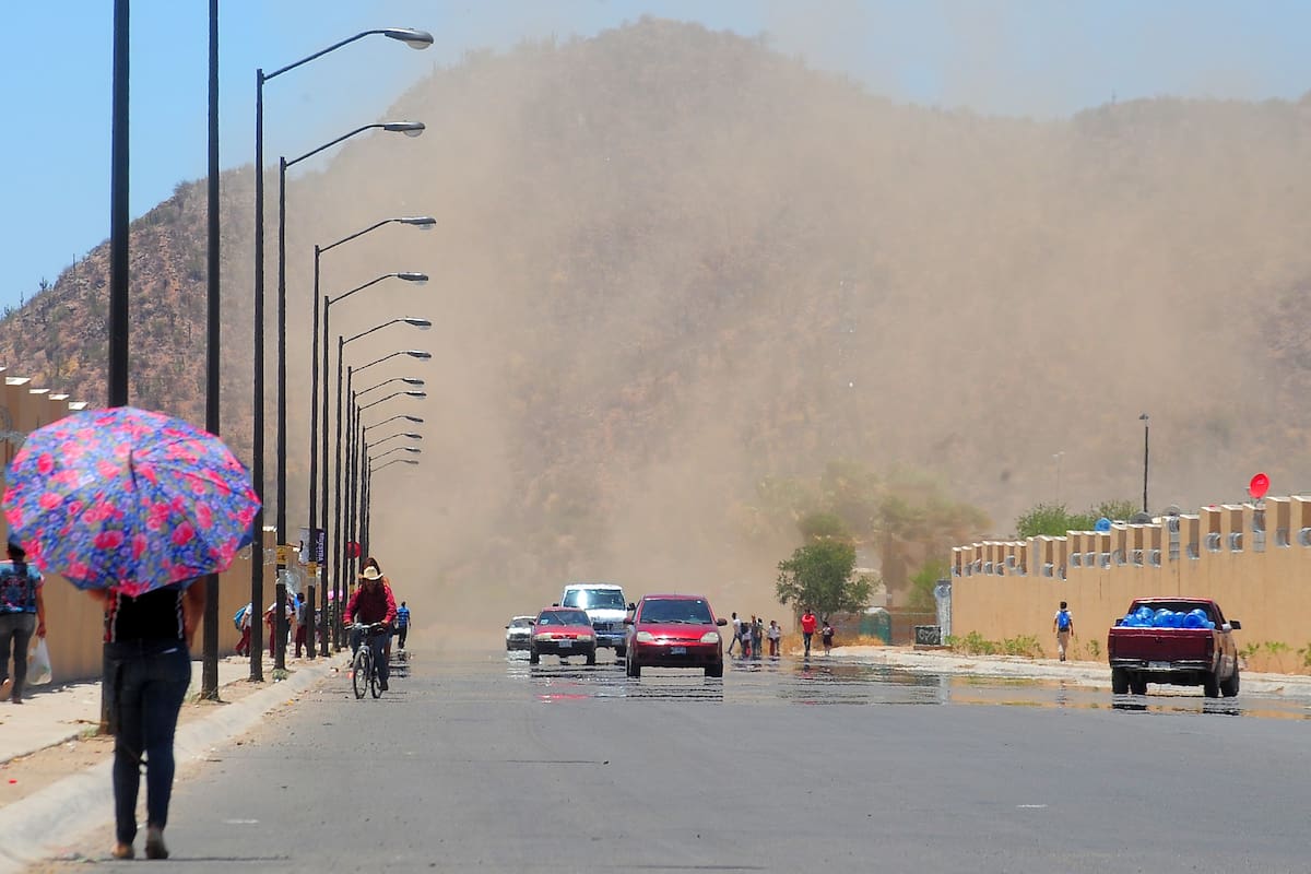 Calor y vientos fuertes en Sonora en las próximas horas; frente frío traerá posible lluvia y descenso de temperaturas en los próximos días