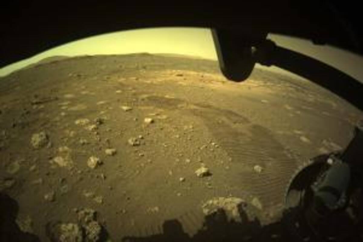 Rover Perseverance recorre los primeros metros en superficie de Marte