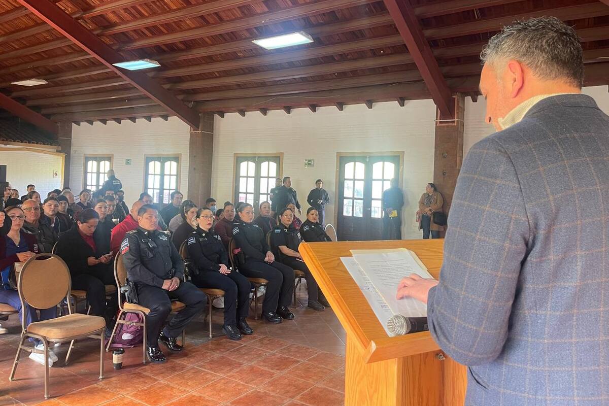 Aprenden comerciantes sobre seguridad en Rosarito
