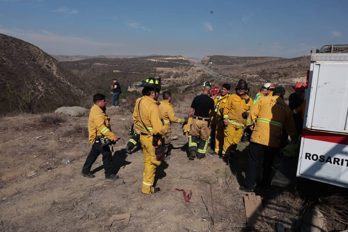 Mujer queda atrapada en barranco durante dos días