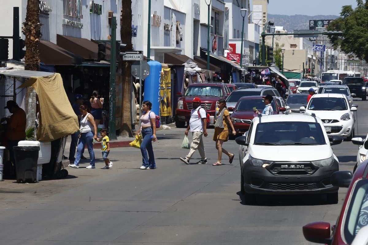 Aumentan cierres de comercios en Hermosillo por inspecciones y falta de licencias