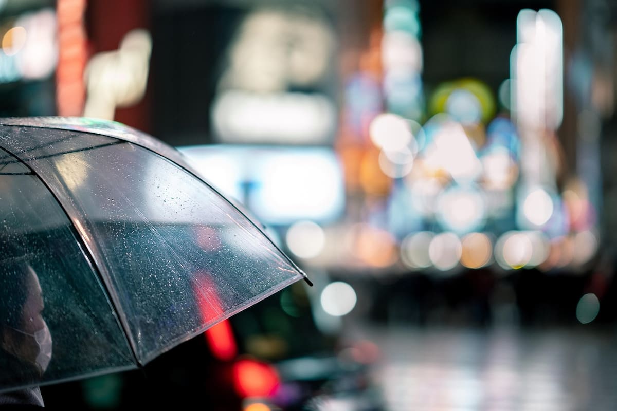 Inundaciones en Tokio: una muerte y miles de evacuados por lluvias récord