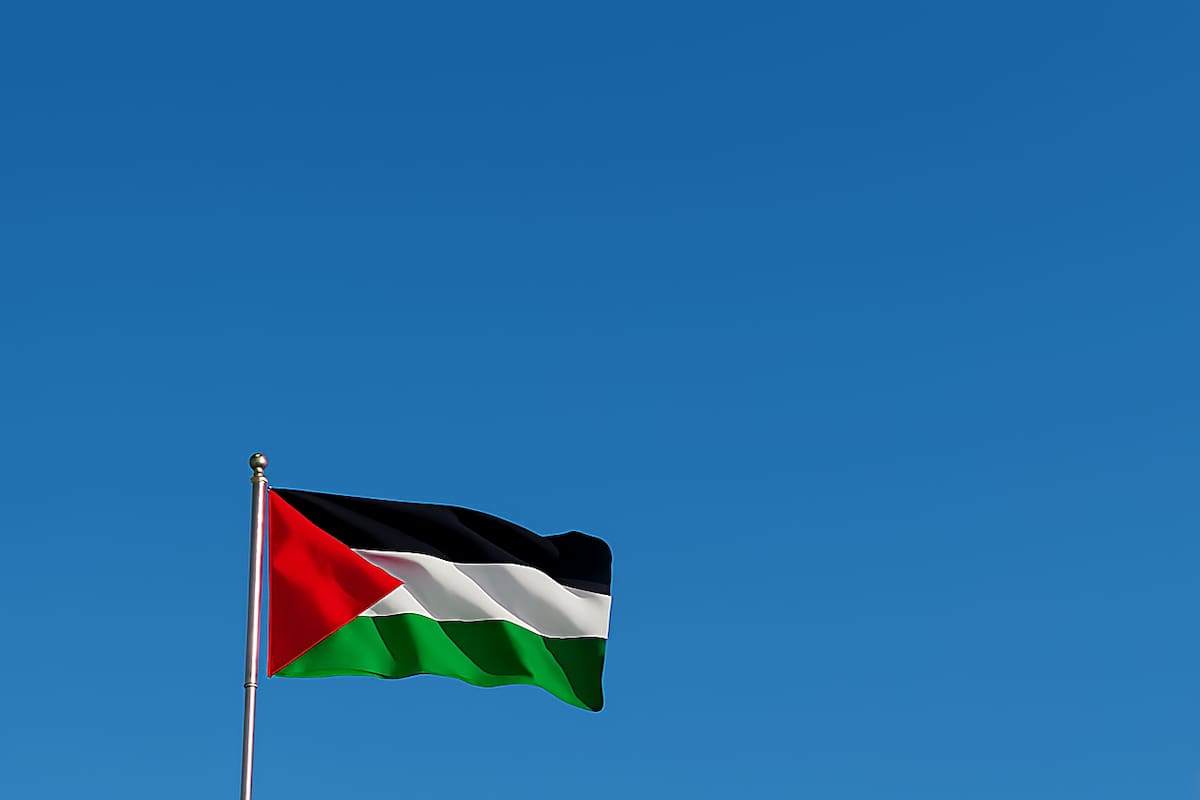 Francia reconoce al Estado palestino en plena guerra: Israel se queda solo y sin negociaciones
