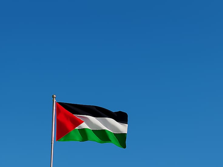 Francia reconoce al Estado palestino en plena guerra: Israel se queda solo y sin negociaciones