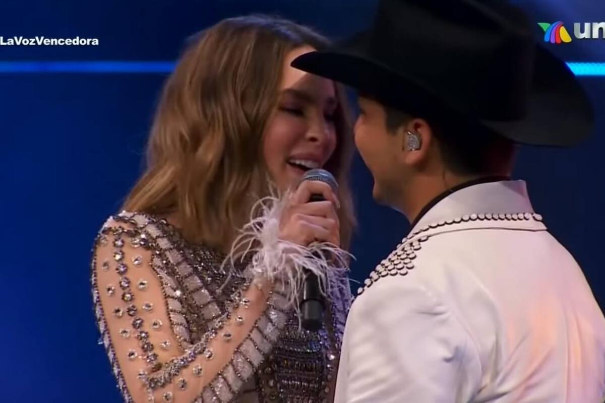 Christian Nodal presume ante Belinda su nueva "novia"