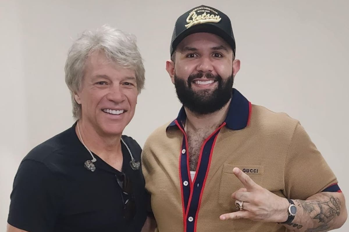 Carín León y Bon Jovi, en la versión bilingüe de “We Made It Look Easy”