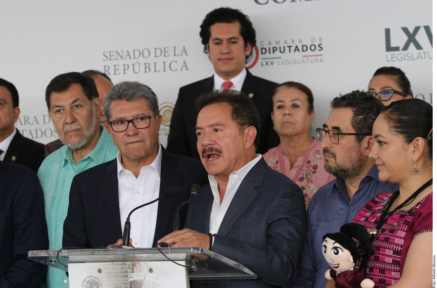 ARCHIVO. Ignacio Mier, coordinador de Morena en la Cámara Baja, aseguró que
18 iniciativas están listas para votarse. | Crédito: Agencia Reforma