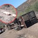 Vuelca tráiler con más de 100 porcinos en carretera Ures-Hermosillo y se registra rapiña de puercos tras el accidente